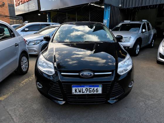 FORD FOCUS 2.0 TITANIUM SEDAN 16V FLEX 4P AUTOMÁTICO FORD FOCUS 2.0 TITANIUM SEDAN 16V FLEX 4P AUTOMÁTICO